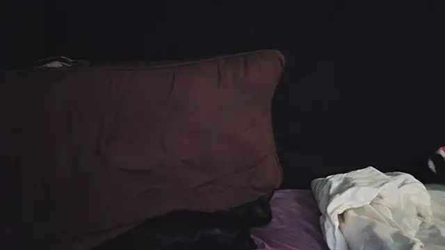 Ilovepussy1911 online show from 06/18/26, 09:58