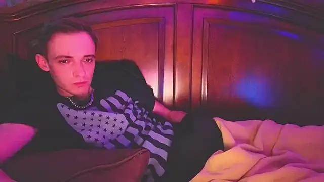 Ilovepussy1911 online show from 04/10/26, 06:20