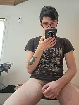 Maracujand80 online show from 04/15/26, 09:37