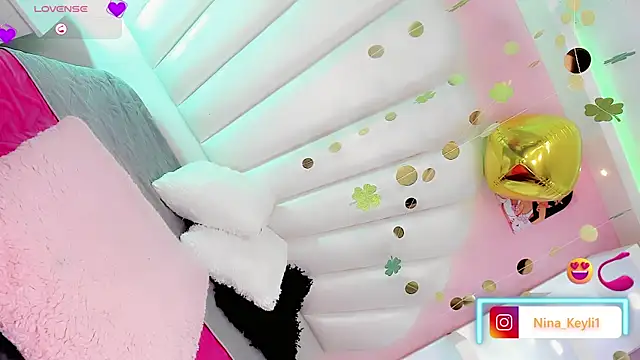 Nina Keyli online show from 03/19/26, 07:47