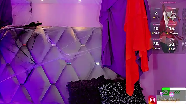 Nina Keyli online show from 10/21/25, 07:24