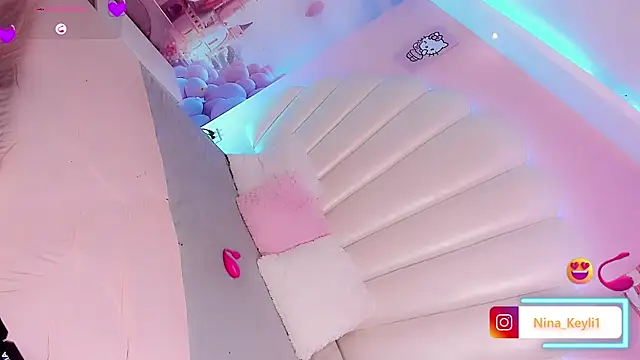 Nina Keyli online show from 02/19/26, 08:06