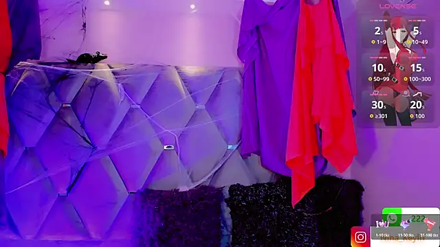 Nina Keyli online show from 10/17/25, 07:48