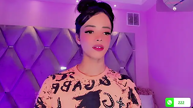 Nina Keyli online show from 11/19/25, 09:48