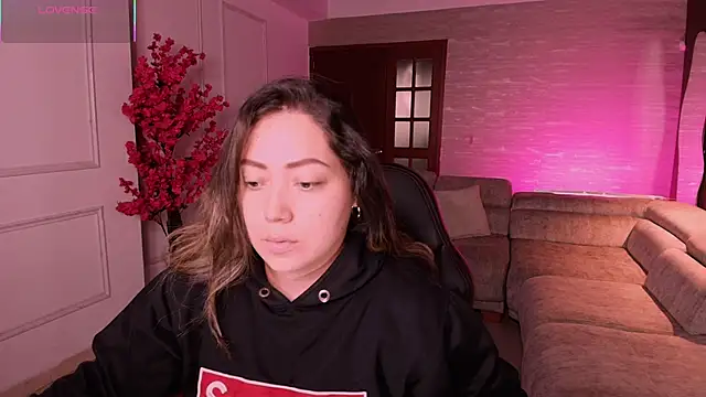 heidy johns online show from 04/07/26, 03:41