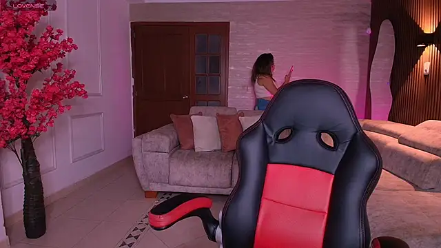 heidy johns online show from 04/01/26, 03:19