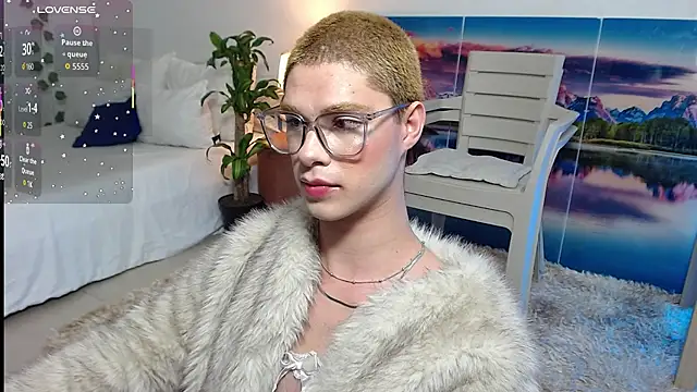 juanes puthee online show from 10/01/25, 10:30