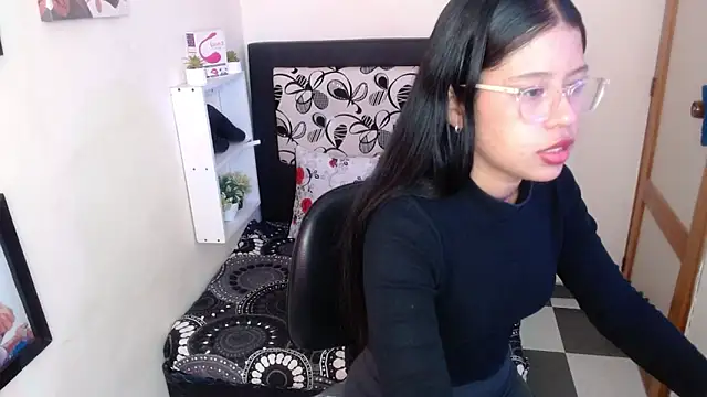 Snapshot of Biianca_Myers chatting on 03/13/25, 12:56 Biianca Myers online show from 03/13/25, 12:56