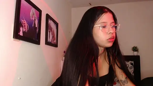 Snapshot of Biianca_Myers chatting on 03/06/25, 04:28 Biianca Myers online show from 03/06/25, 04:28