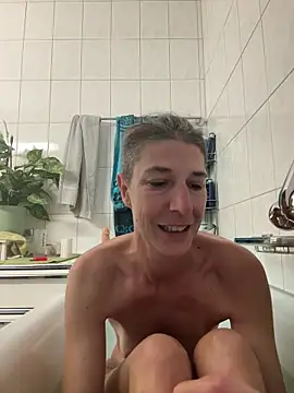 HerrundFrau-M online show from 03/13/25, 08:37