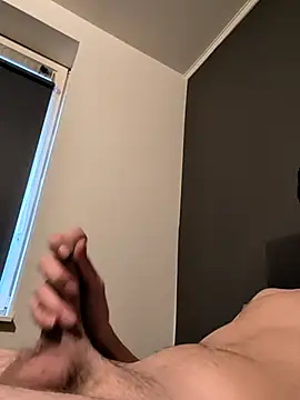 Snapshot of arnoanro chatting on 10/13/25, 12:51 arnoanro online show from 10/13/25, 12:51