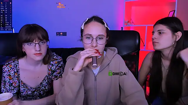 mona cloud online show from 11/05/25, 08:01