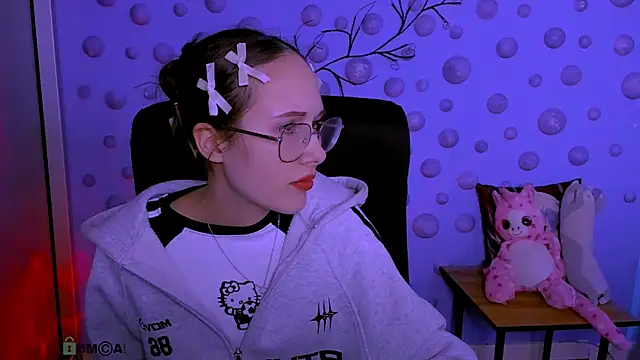 mona cloud online show from 03/14/26, 08:15