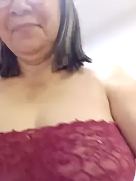 Snapshot of victoria_wayne chatting on 11/26/25, 09:53 victoria wayne online show from 11/26/25, 09:53