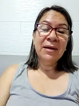 Snapshot of victoria_wayne chatting on 11/13/25, 09:57 victoria wayne online show from 11/13/25, 09:57