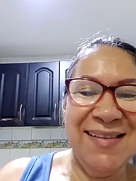 Snapshot of victoria_wayne chatting on 09/10/25, 10:14 victoria wayne online show from 09/10/25, 10:14