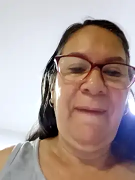 Snapshot of victoria_wayne chatting on 09/24/25, 10:44 victoria wayne online show from 09/24/25, 10:44