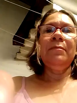 Snapshot of victoria_wayne chatting on 03/22/25, 09:45 victoria wayne online show from 03/22/25, 09:45