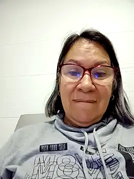 victoria wayne online show from 03/25/26, 09:41