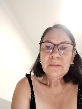 victoria wayne online show from 05/04/26, 10:29