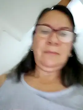 Snapshot of victoria_wayne chatting on 09/18/25, 10:18 victoria wayne online show from 09/18/25, 10:18