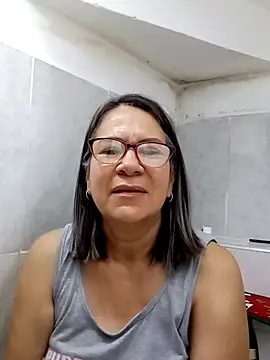 Snapshot of victoria_wayne chatting on 11/27/25, 09:54 victoria wayne online show from 11/27/25, 09:54