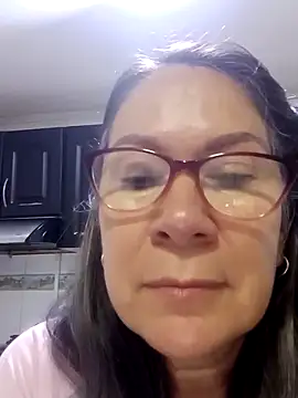 Snapshot of victoria_wayne chatting on 09/27/25, 10:32 victoria wayne online show from 09/27/25, 10:32