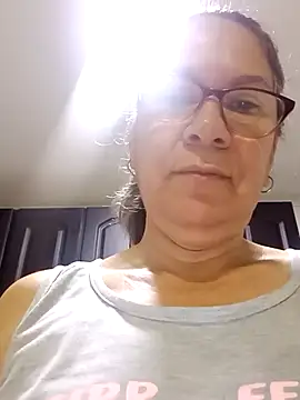 Snapshot of victoria_wayne chatting on 10/12/25, 09:32 victoria wayne online show from 10/12/25, 09:32