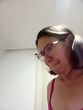 victoria wayne online show from 04/20/26, 10:07