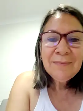 victoria wayne online show from 12/23/25, 10:14