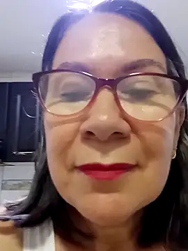 Snapshot of victoria_wayne chatting on 10/23/25, 10:47 victoria wayne online show from 10/23/25, 10:47