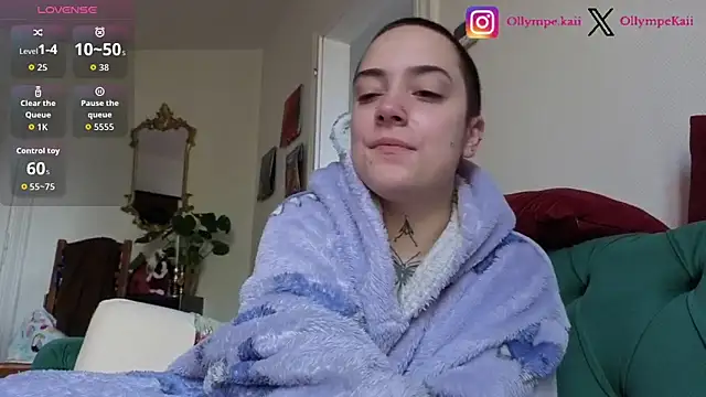 OllympeKaii online show from 11/17/25, 08:07