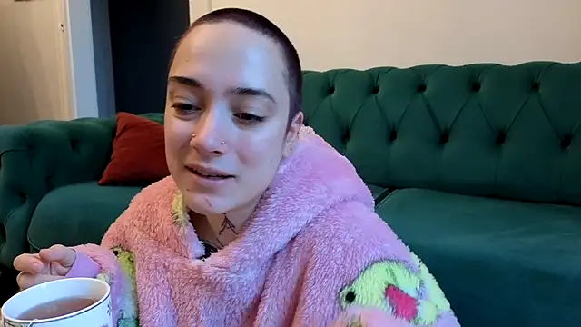 OllympeKaii online show from 11/09/25, 07:45