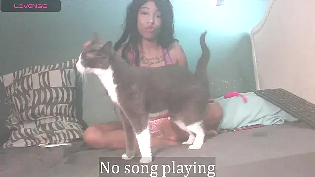 Snapshot of StellaDallas69 chatting on 10/03/25, 11:45 StellaDallas69 online show from 10/03/25, 11:45