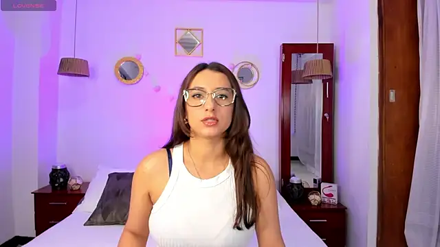 Azahara Chary online show from 03/18/25, 01:34