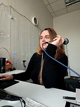 Juicy PeachLux online show from 05/11/26, 08:16