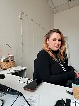 Juicy PeachLux online show from 03/17/25, 12:04