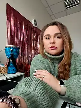 Juicy PeachLux online show from 11/30/25, 08:48