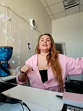 Juicy PeachLux online show from 02/19/26, 06:54