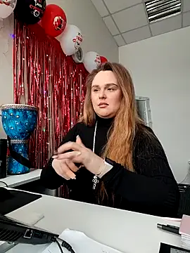 Juicy PeachLux online show from 03/04/26, 05:48