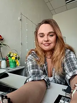 Juicy PeachLux online show from 09/21/25, 09:47