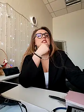 Juicy PeachLux online show from 03/26/26, 07:06