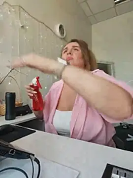 Juicy PeachLux online show from 05/29/26, 07:03