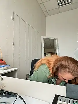 Juicy PeachLux online show from 09/10/25, 05:39