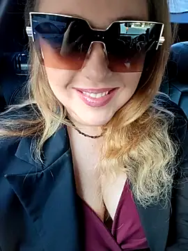 Juicy PeachLux online show from 09/16/25, 10:16
