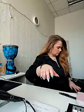 Juicy PeachLux online show from 03/16/26, 05:55