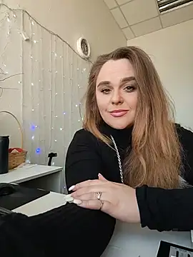 Juicy PeachLux online show from 05/22/26, 07:50