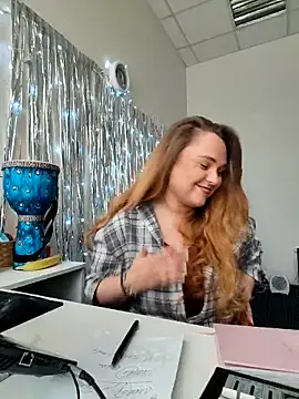 Juicy PeachLux online show from 01/18/26, 07:34