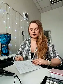 Juicy PeachLux online show from 02/15/26, 05:52