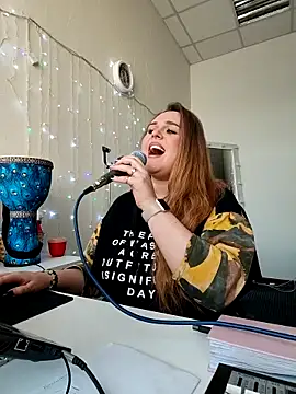 Juicy PeachLux online show from 02/13/26, 07:41